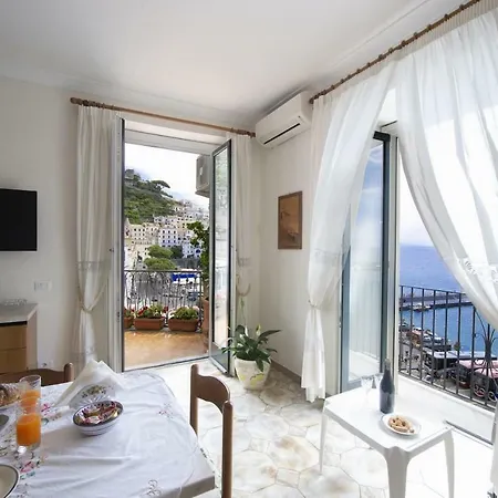 Daire Amalfi-sun